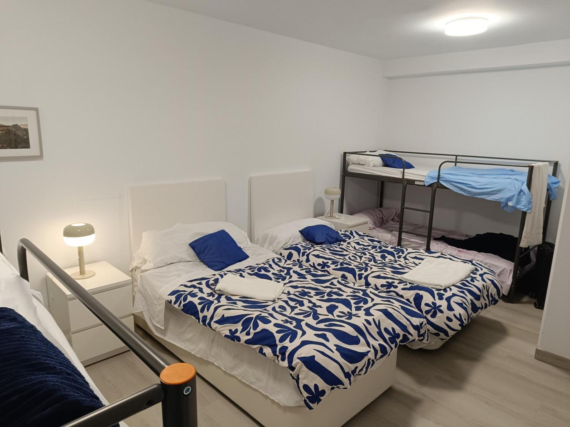-Hostel Latimoamericano Masculino II Madrid Bagian luar foto